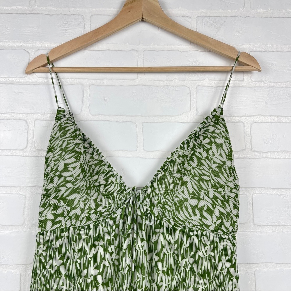 Abercrombie & Fitch Mini babydoll dress green white floral medium Tall - Picture 4 of 13